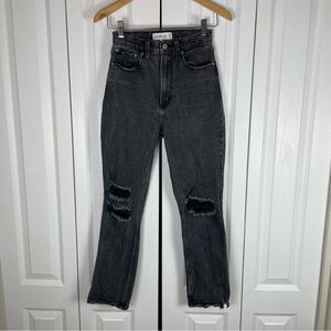 Abercrombie & Fitch Curve Love Ultra High Rise Ankle Straight Jeans Size 2 Black